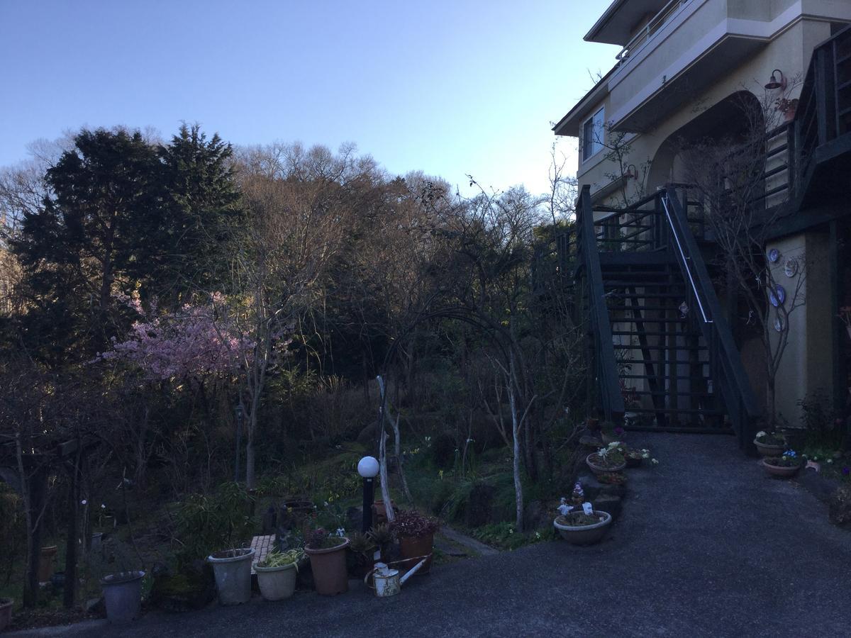 Chiisana Hotel Hanaikada Ito  Exterior foto